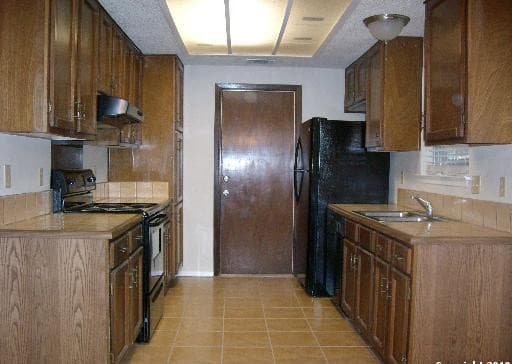 3-bedroom rental at 8907 Timber Elm St in San Antonio, TX — photo 3
