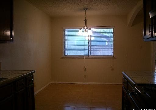 3-bedroom rental at 8907 Timber Elm St in San Antonio, TX — photo 4
