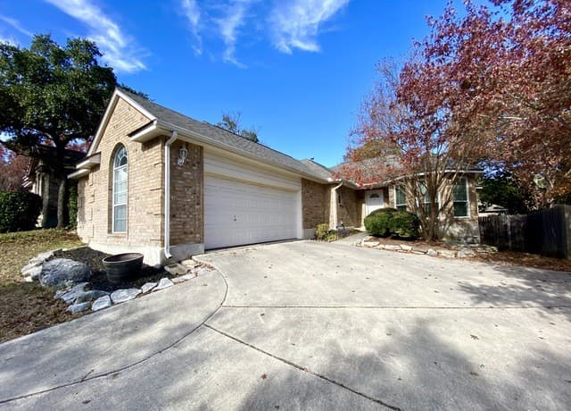 3-bedroom rental at 6635 Shady Bend Dr in San Antonio TX