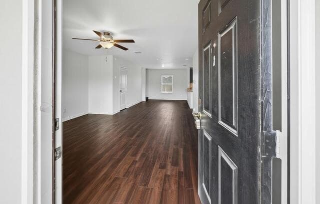 3-bedroom rental at 3819 Leighton Hbr in Von Ormy, TX — photo 3
