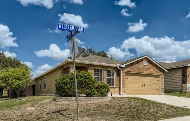3-bedroom rental at 803 Western Star in San Antonio TX