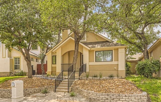 3-bedroom rental at 16815 Brookwood in San Antonio TX