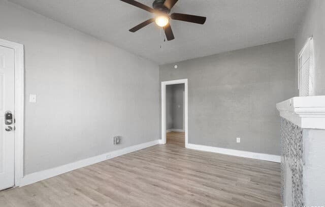 1-bedroom rental at 614 Fulton Ave Unit 2 in San Antonio, TX — photo 4