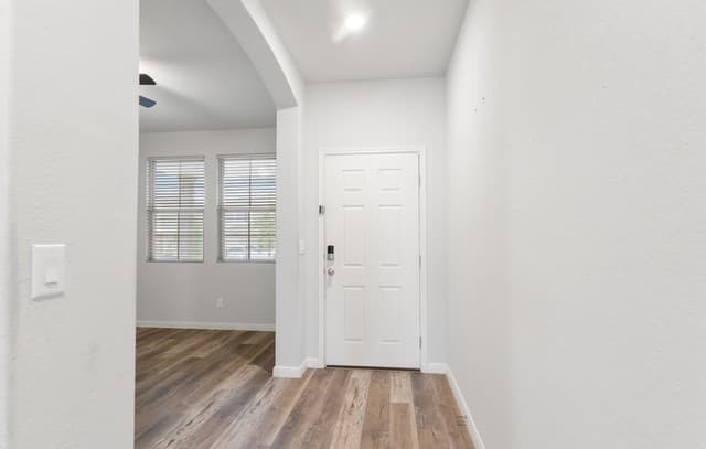 4-bedroom rental at 10679 Penelope Way in Converse, TX — photo 4