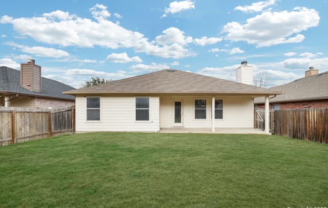 3-bedroom rental at 12718 Point Canyon in San Antonio, TX — photo 2