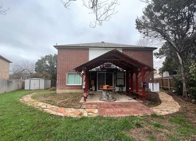3-bedroom rental at 7543 Prairie Lace in San Antonio, TX — photo 3