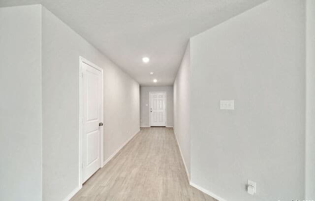 4-bedroom rental at 10135 Braun Cloud in San Antonio, TX — photo 5
