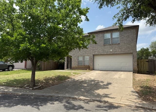 5-bedroom rental at 8215 Donley Pond in San Antonio TX