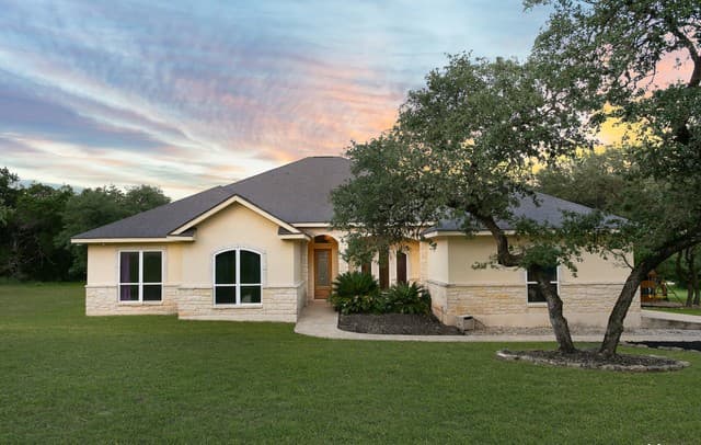 4-bedroom rental at 26807 Interstate 10 W Unit 3 in Boerne TX