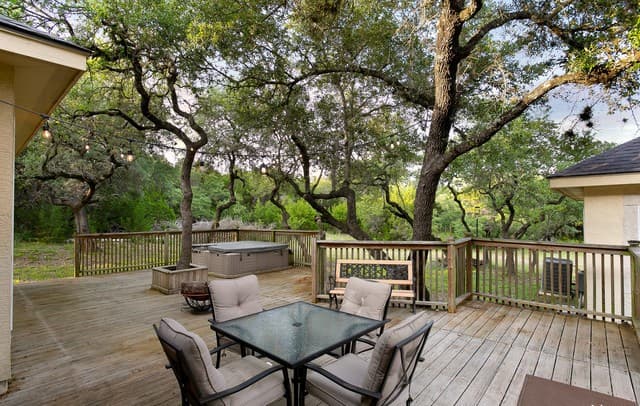 4-bedroom rental at 26807 Interstate 10 W Unit 3 in Boerne, TX — photo 2