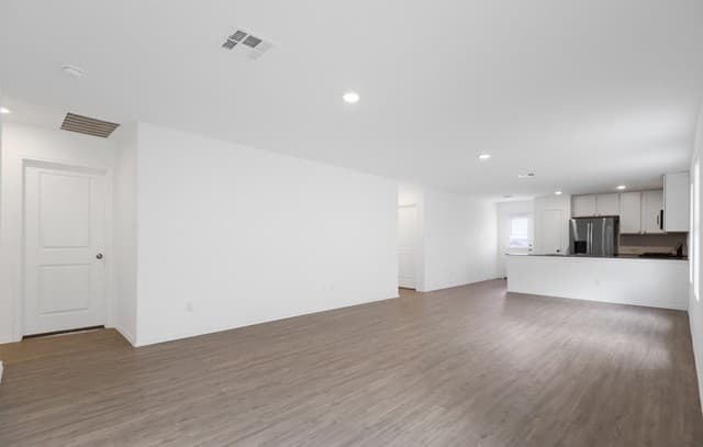 3-bedroom rental at 9126 Selene Place in San Antonio, TX — photo 5