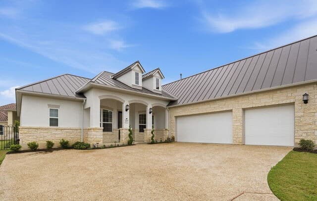 4-bedroom rental at 24710 Faraday in San Antonio, TX — photo 3
