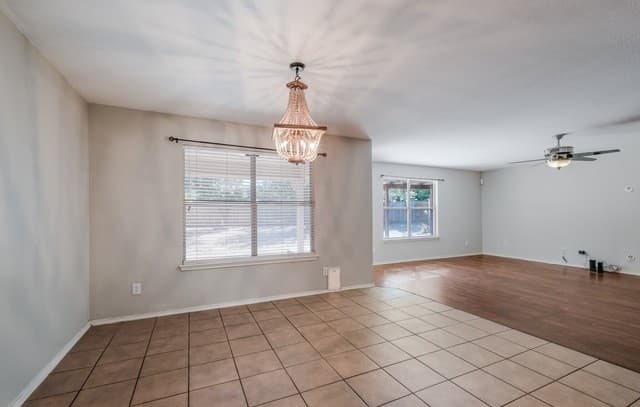 4-bedroom rental at 15234 Redbird Mnr in San Antonio, TX — photo 4