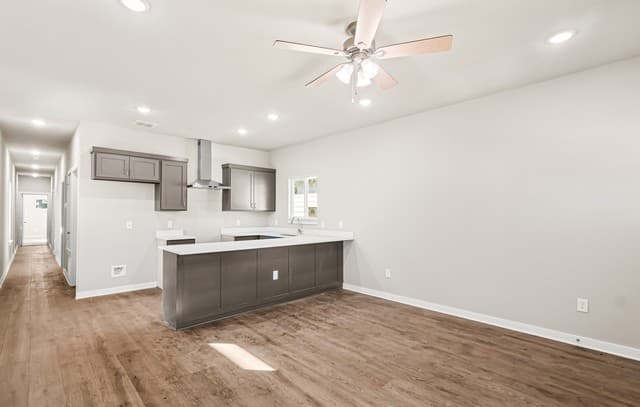 3-bedroom rental at 851 Porter St Unit 201 in San Antonio, TX — photo 3