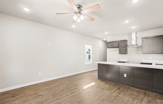3-bedroom rental at 851 Porter St Unit 201 in San Antonio, TX — photo 5