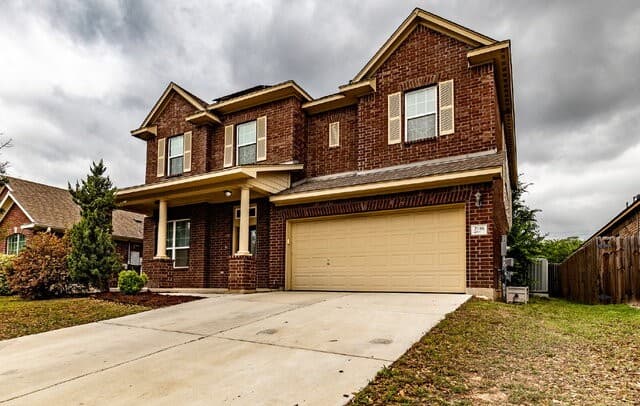 5-bedroom rental at 2118 Antsla Sands in San Antonio, TX — photo 5