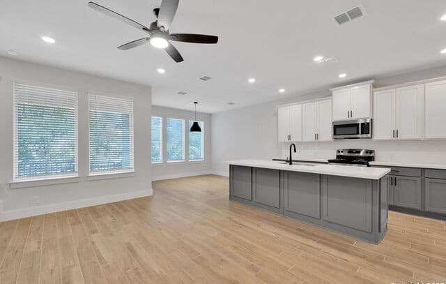 3-bedroom rental at 13668 Giovannis Garden in San Antonio, TX — photo 4