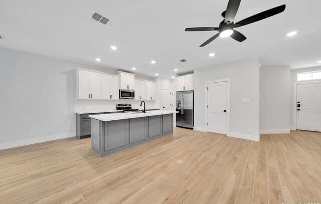 3-bedroom rental at 13668 Giovannis Garden in San Antonio, TX — photo 5