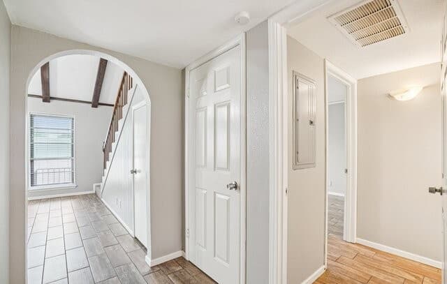 4-bedroom rental at 6106 Vance Jackson Rd Unit 42 in San Antonio, TX — photo 5