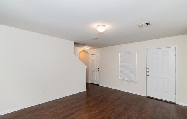 4-bedroom rental at 10723 Butterfly Pass in San Antonio, TX — photo 4