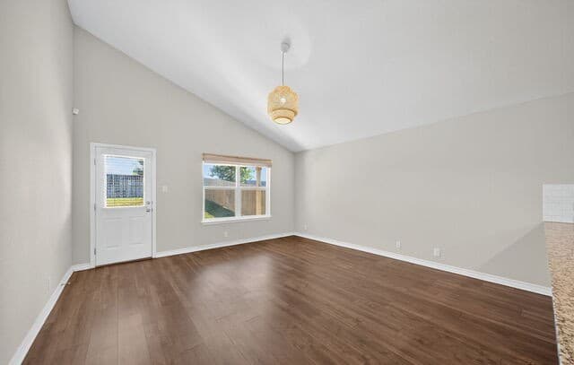 4-bedroom rental at 4618 Chalk Flats in San Antonio, TX — photo 4