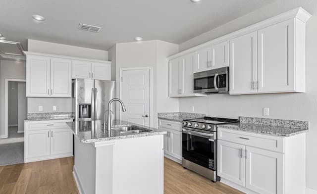 3-bedroom rental at 7146 Magnolia Creek Unit 101 in San Antonio, TX — photo 3