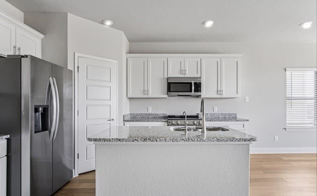 3-bedroom rental at 7146 Magnolia Creek Unit 101 in San Antonio, TX — photo 4