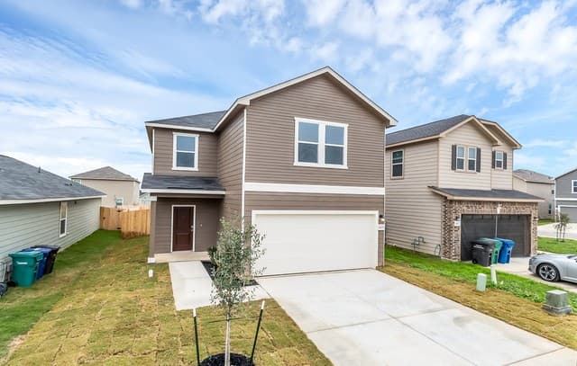 3-bedroom rental at 14458 Ribbon Tail in Elmendorf TX