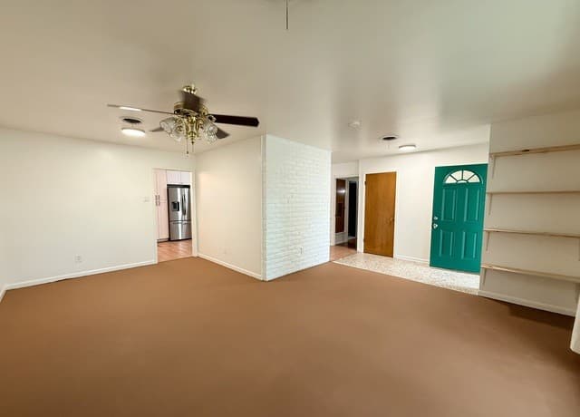 3-bedroom rental at 3807 Longridge Dr in San Antonio TX
