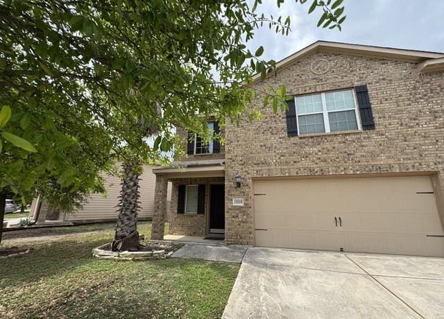 3-bedroom rental at 12119 Luckey Vw in San Antonio, TX — photo 2