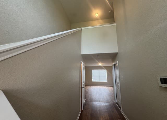 3-bedroom rental at 12119 Luckey Vw in San Antonio, TX — photo 5