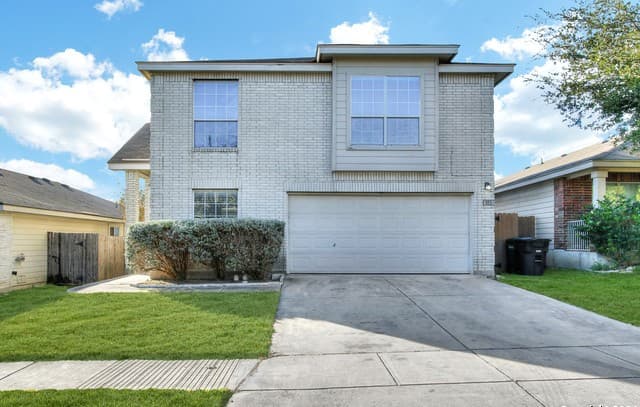 4-bedroom rental at 523 Granite Clf in San Antonio TX