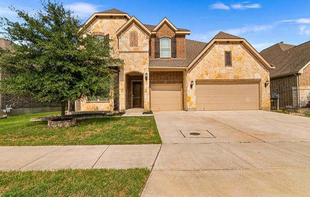 4-bedroom rental at 221 Aspen Dr in Boerne TX