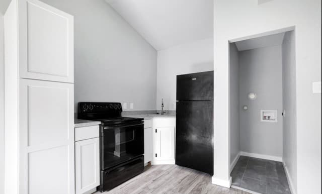 2-bedroom rental at 151 Hopi in San Antonio, TX — photo 3