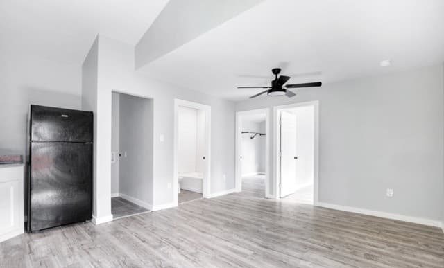 2-bedroom rental at 151 Hopi in San Antonio, TX — photo 4