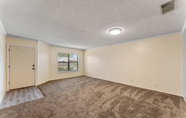 3-bedroom rental at 6863 Cypress Mist in Converse, TX — photo 4