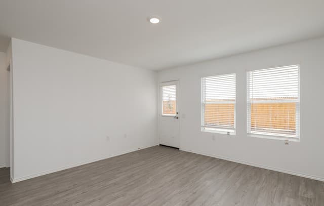 4-bedroom rental at 4518 Emma in San Antonio, TX — photo 3