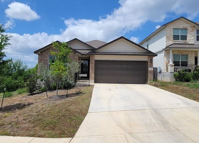 3-bedroom rental at 1543 Rocky Rise in San Antonio, TX — photo 2