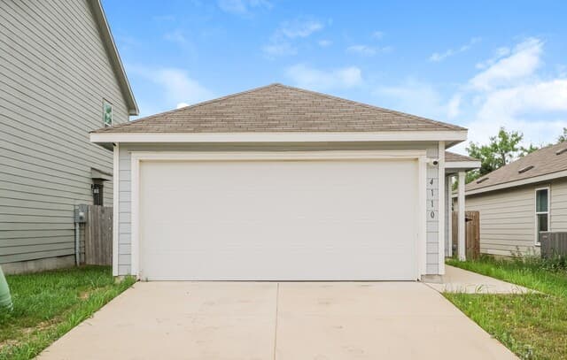 3-bedroom rental at 4110 Cross Current in San Antonio, TX — photo 2