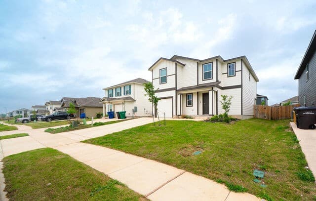4-bedroom rental at 7323 Perseus Brk in San Antonio, TX — photo 3