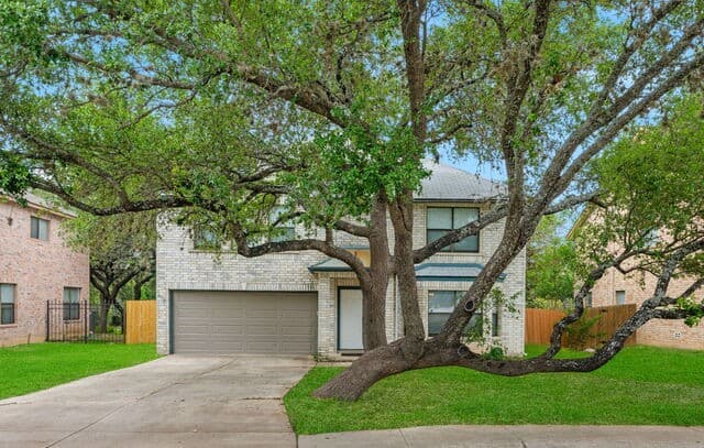 4-bedroom rental at 2312 Newoak Park in San Antonio TX
