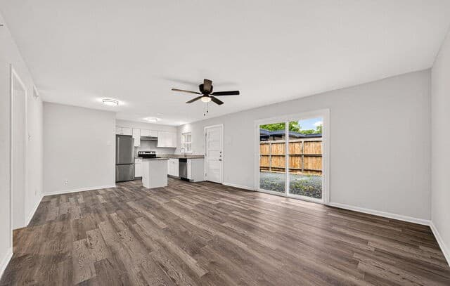 2-bedroom rental at 600 Gentleman Road Unit 7 in Balcones Heights, TX — photo 5