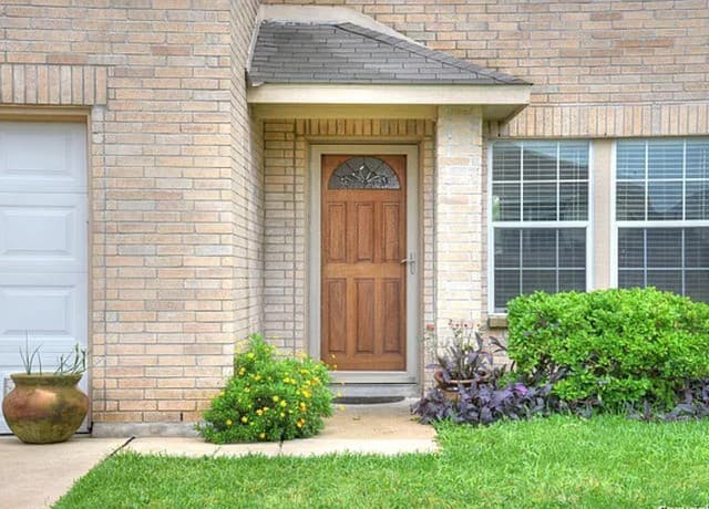 4-bedroom rental at 9818 Copper Rose in Converse, TX — photo 2