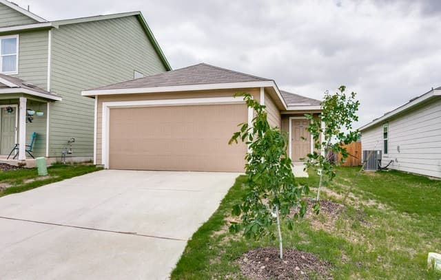 4-bedroom rental at 7218 Ox in San Antonio TX