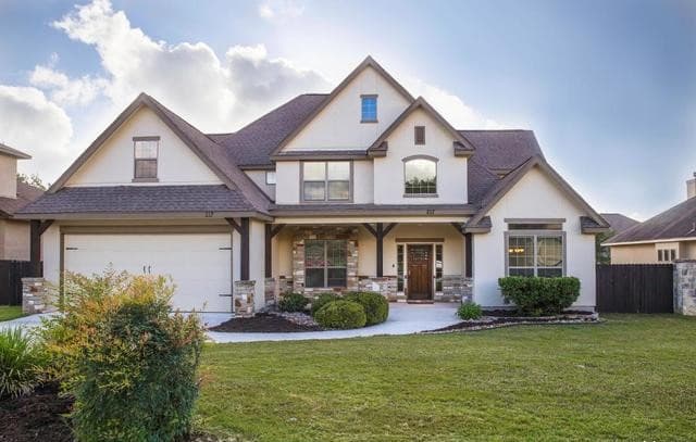 4-bedroom rental at 217 Lone Tree in Boerne TX