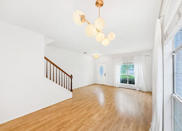 3-bedroom rental at 15015 Northern Dancer in San Antonio, TX — photo 4