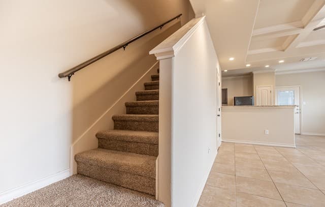 3-bedroom rental at 6003 Karly Way Unit 104 in San Antonio, TX — photo 4