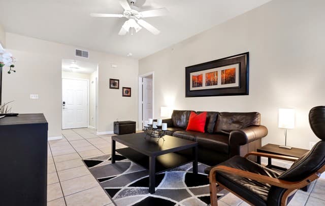 3-bedroom rental at 6160 Eckhert Rd Unit 1721 in San Antonio, TX — photo 5