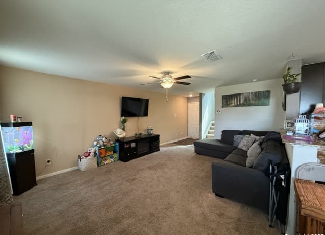 3-bedroom rental at 3131 Rosalind Way in San Antonio, TX — photo 3