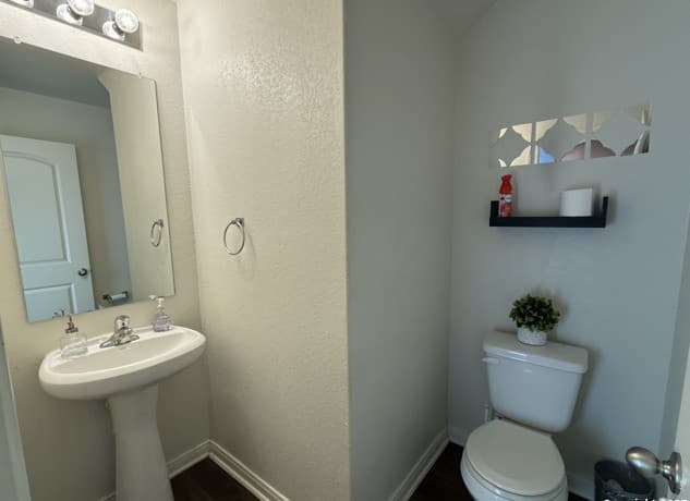 3-bedroom rental at 3131 Rosalind Way in San Antonio, TX — photo 5